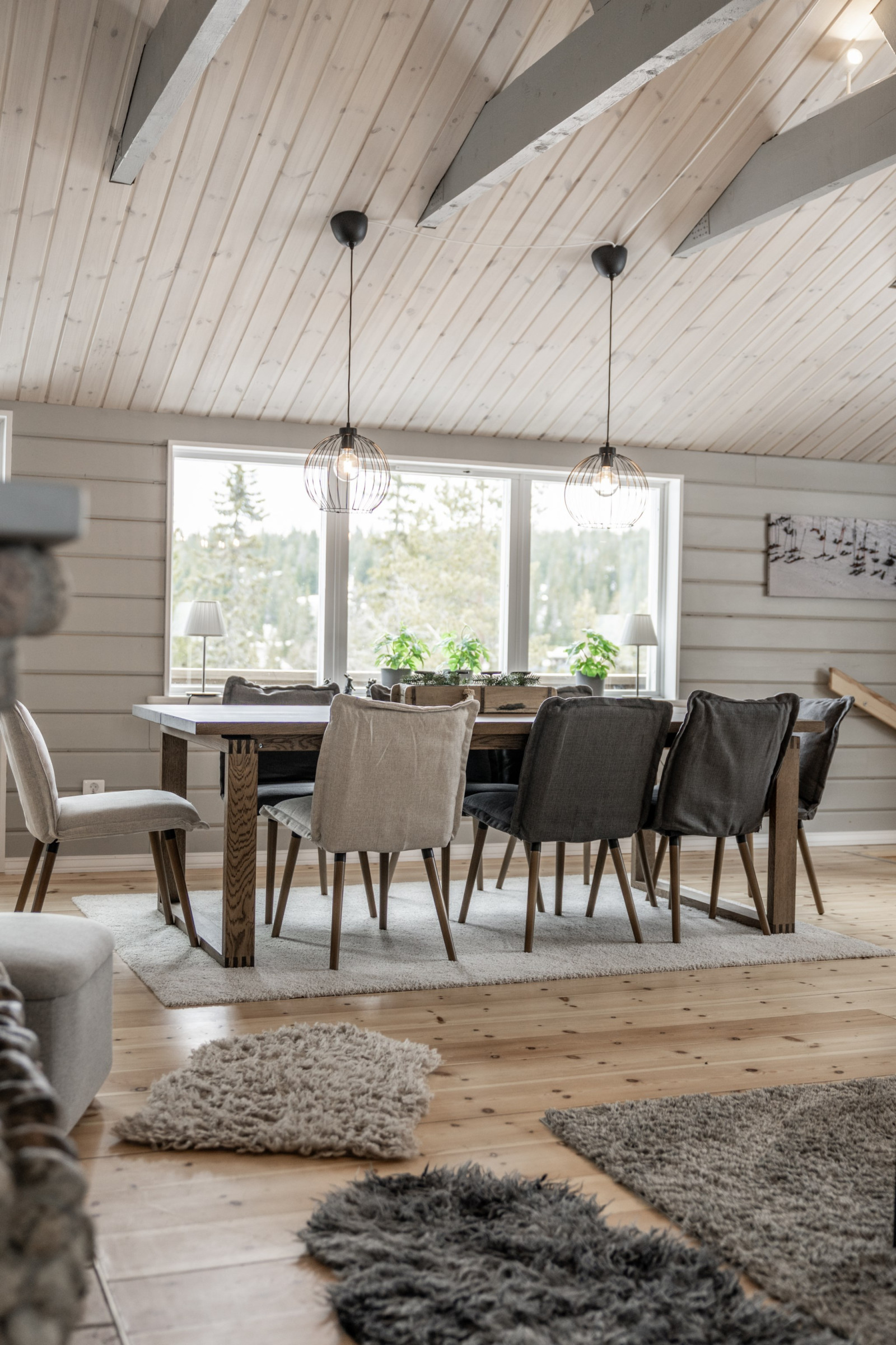 Entréplan huvudbyggnad Lidvägen 11