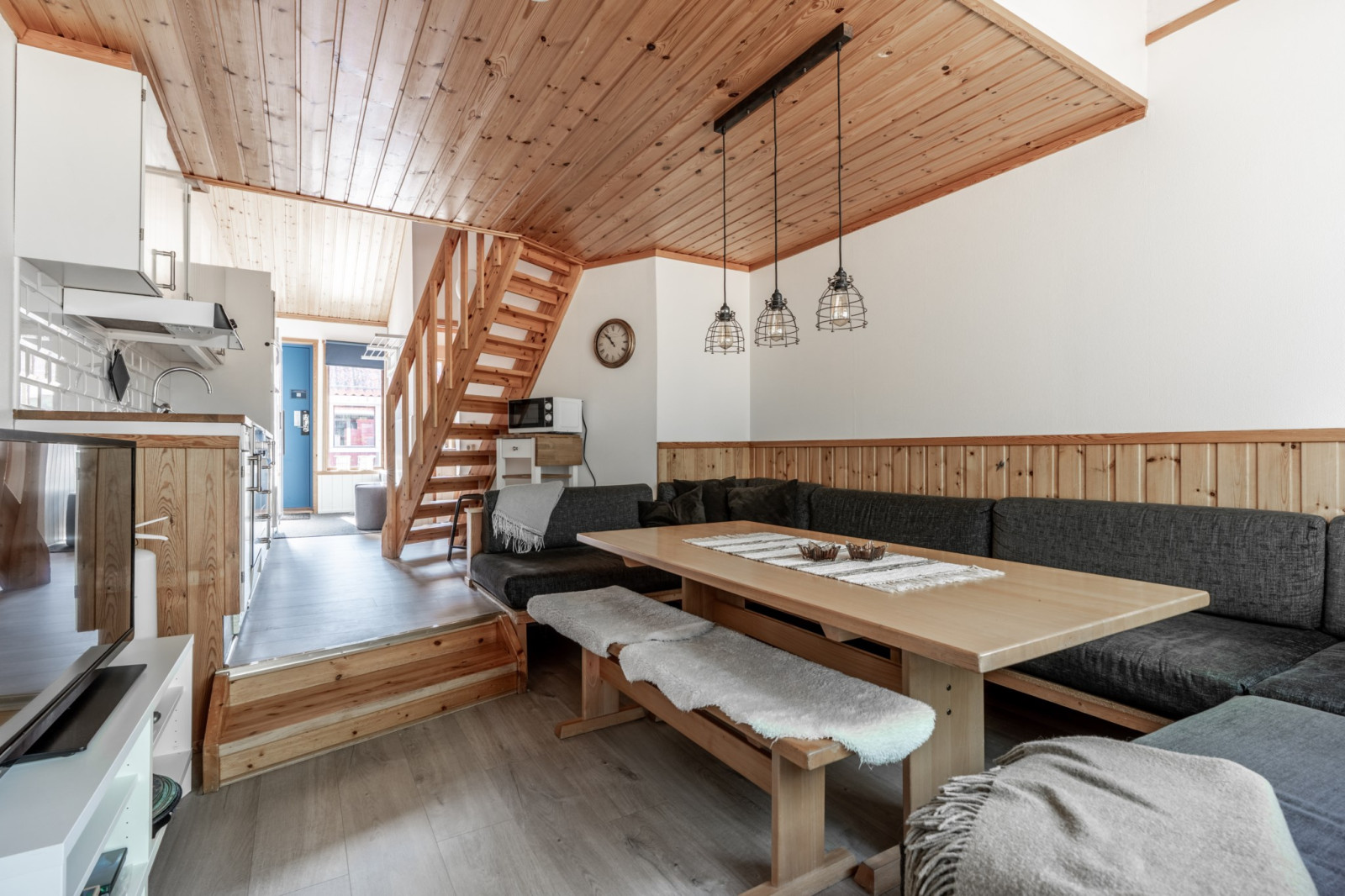  Sjungarbacken PLUS 1051