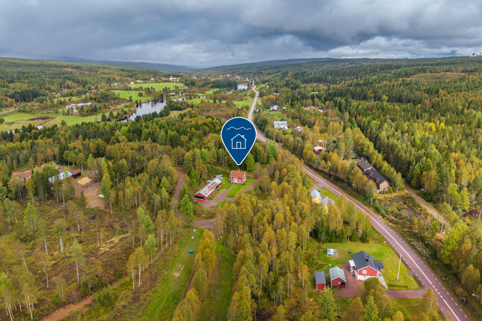  Gammelvägen 83, Livgården