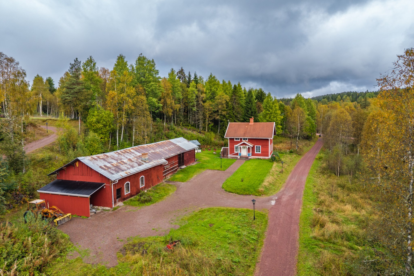  Gammelvägen 83, Livgården