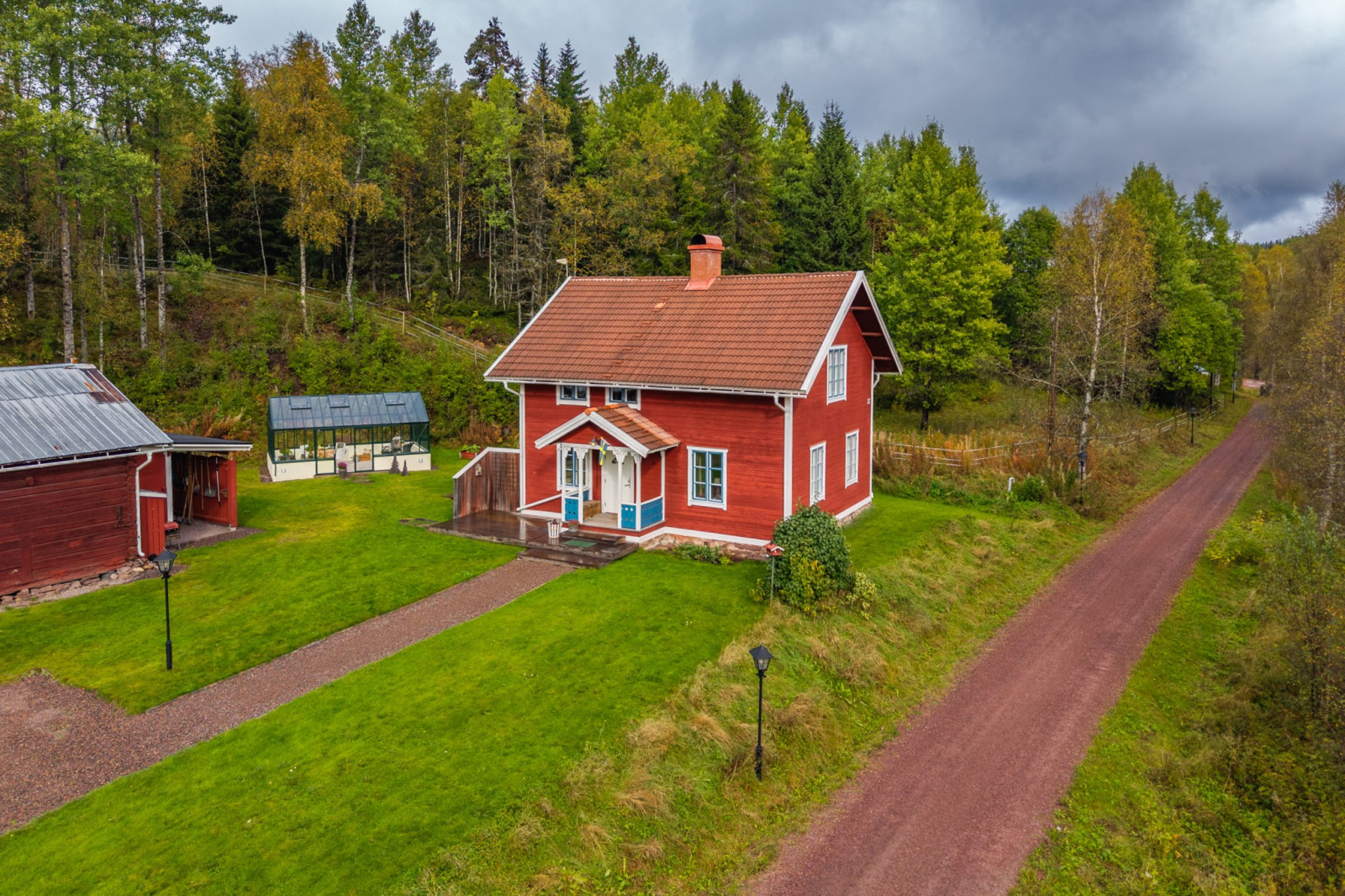  Gammelvägen 83, Livgården