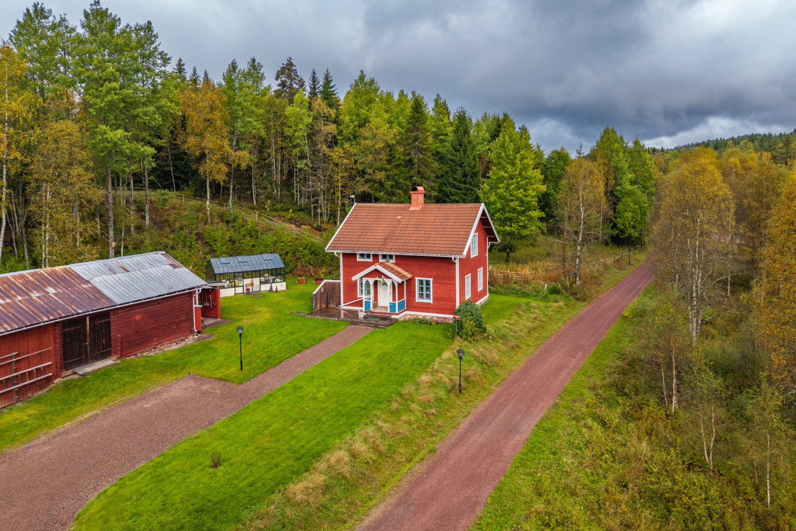  Gammelvägen 83, Livgården