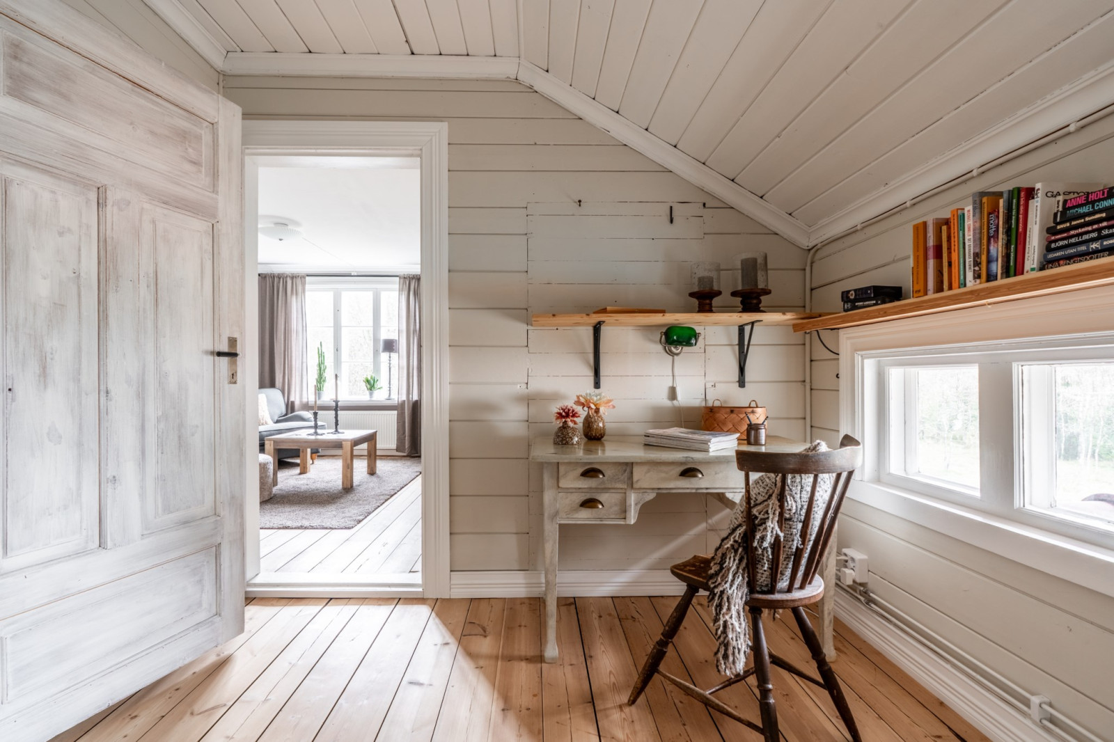  Gammelvägen 83, Livgården