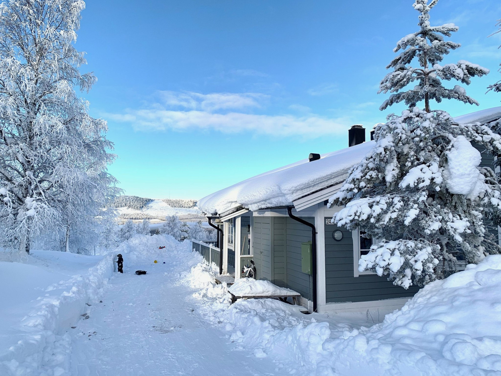 Säljarens egen bild Pistvägen 519 A