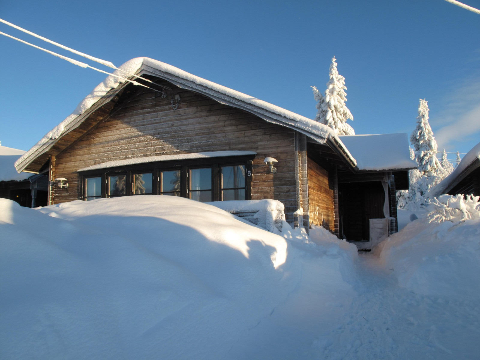 Säljarens egna bilder Fjällvenstigen 5