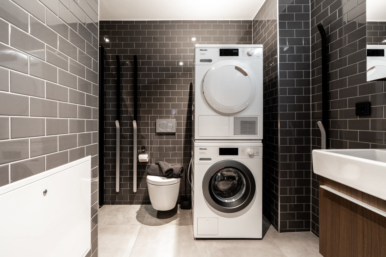  Timmerby Village 26D