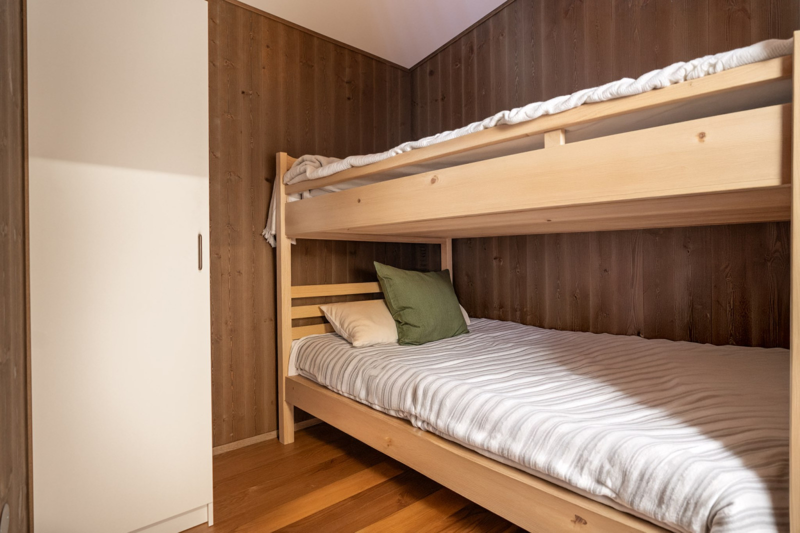 Bilden är ett ai-montage och kan därför skilja sig mot verkligheten Fjällbäcken 14E