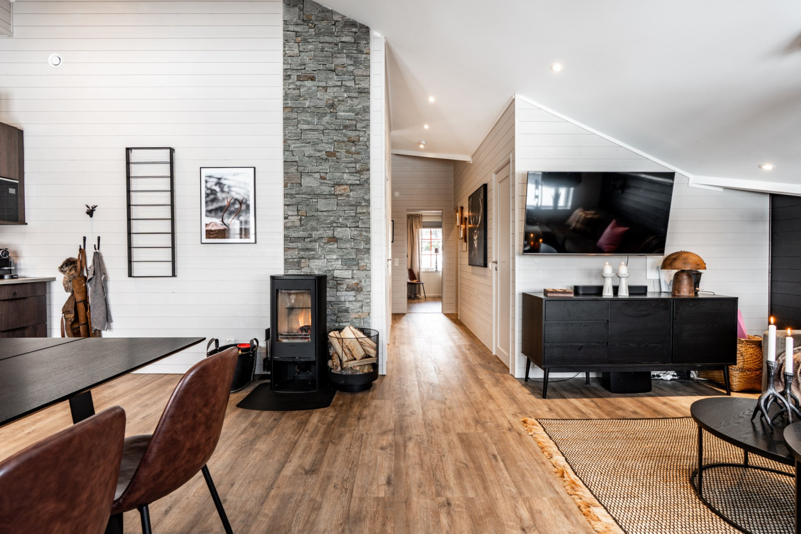  Sälfjällstorget studios 13