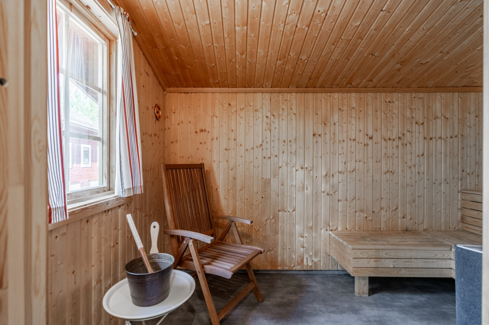 Bastuhus Tickvägen 9