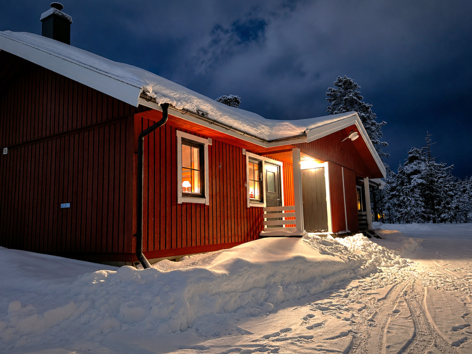 Säljarens egna bilder Tandåbyn 13A