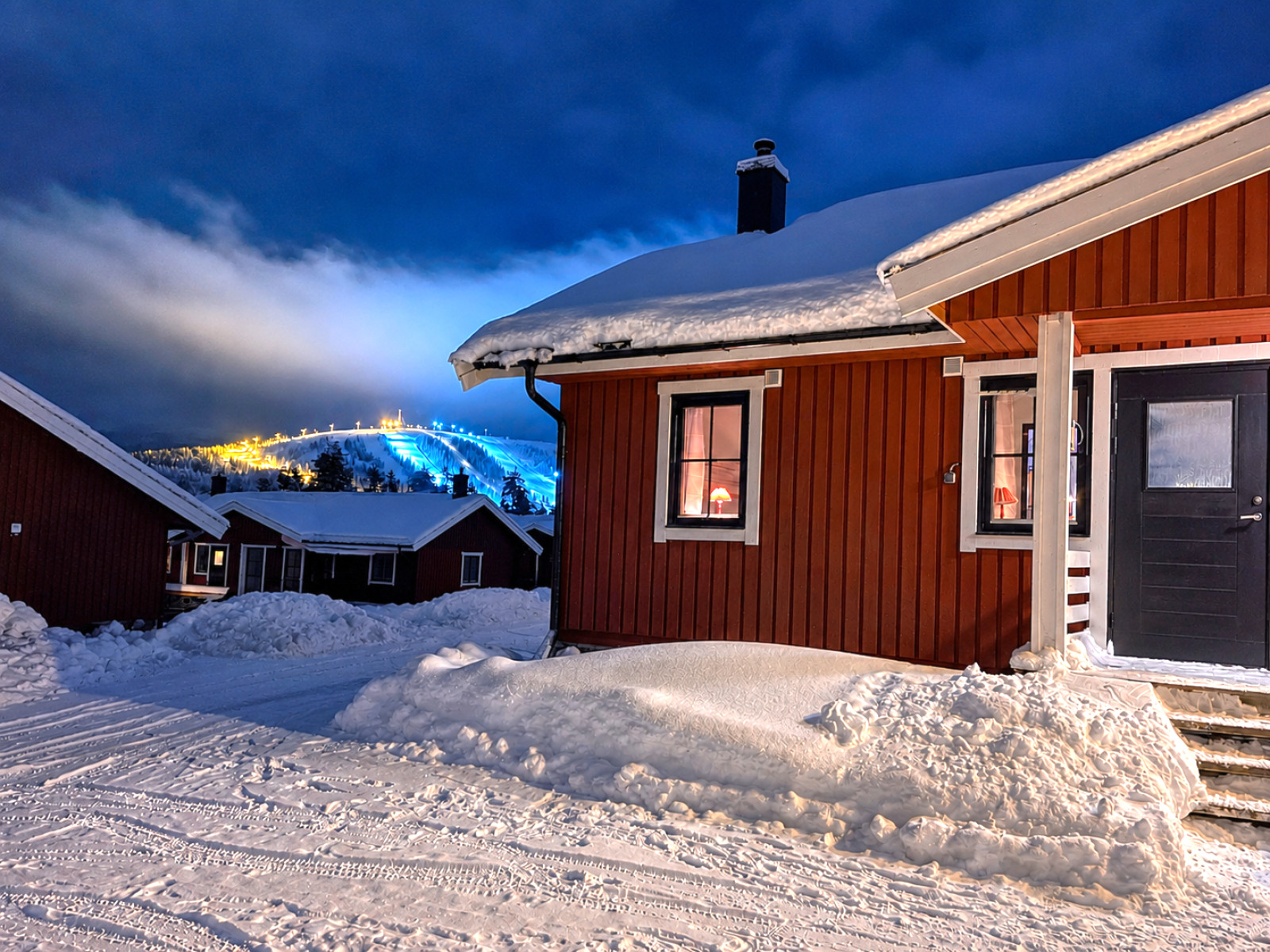 Säljarens egna bilder Tandåbyn 13A