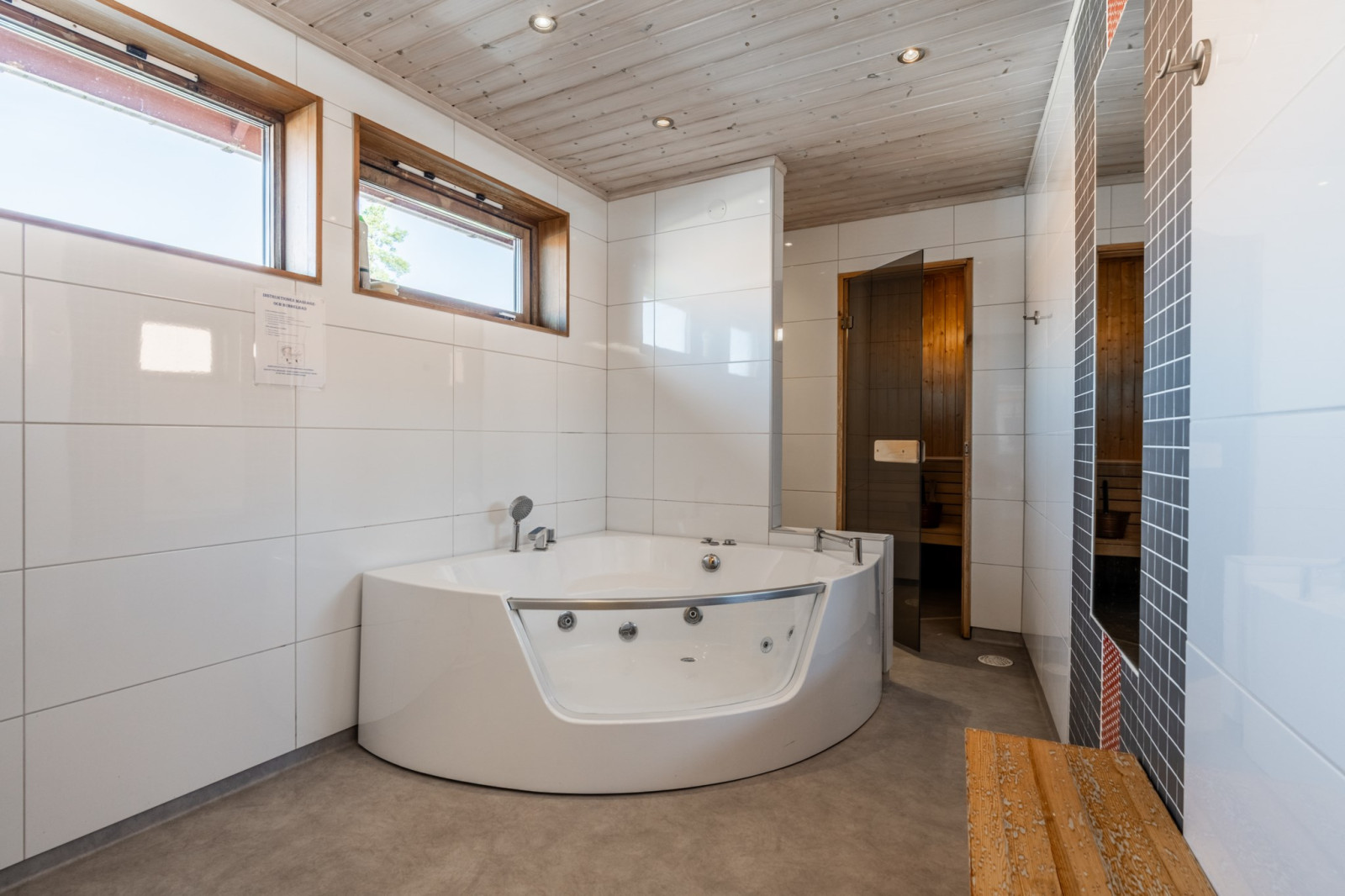 Gemensam relax/bastu Sjungarbacken PLUS 1100