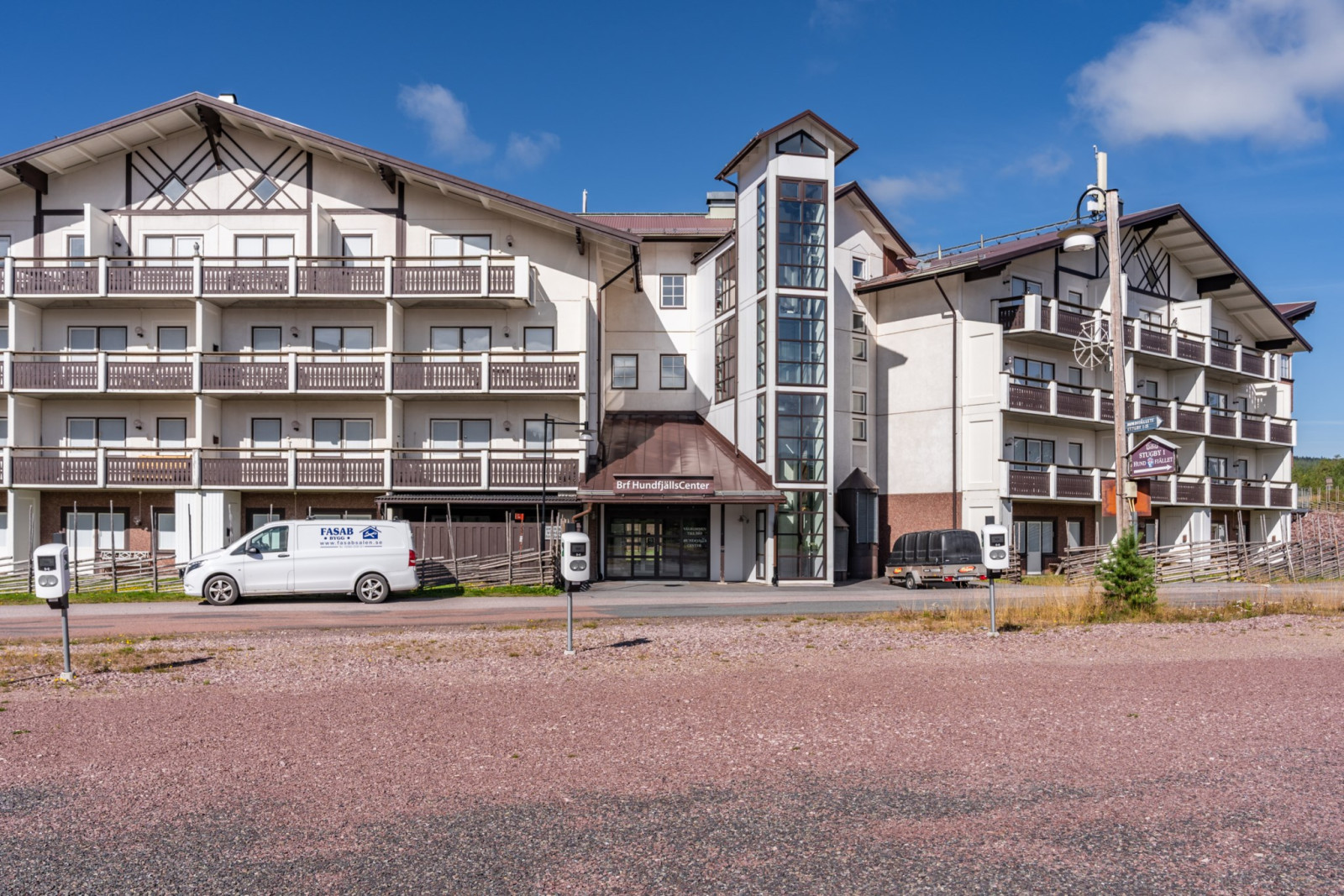  Hundfjällscenter 225