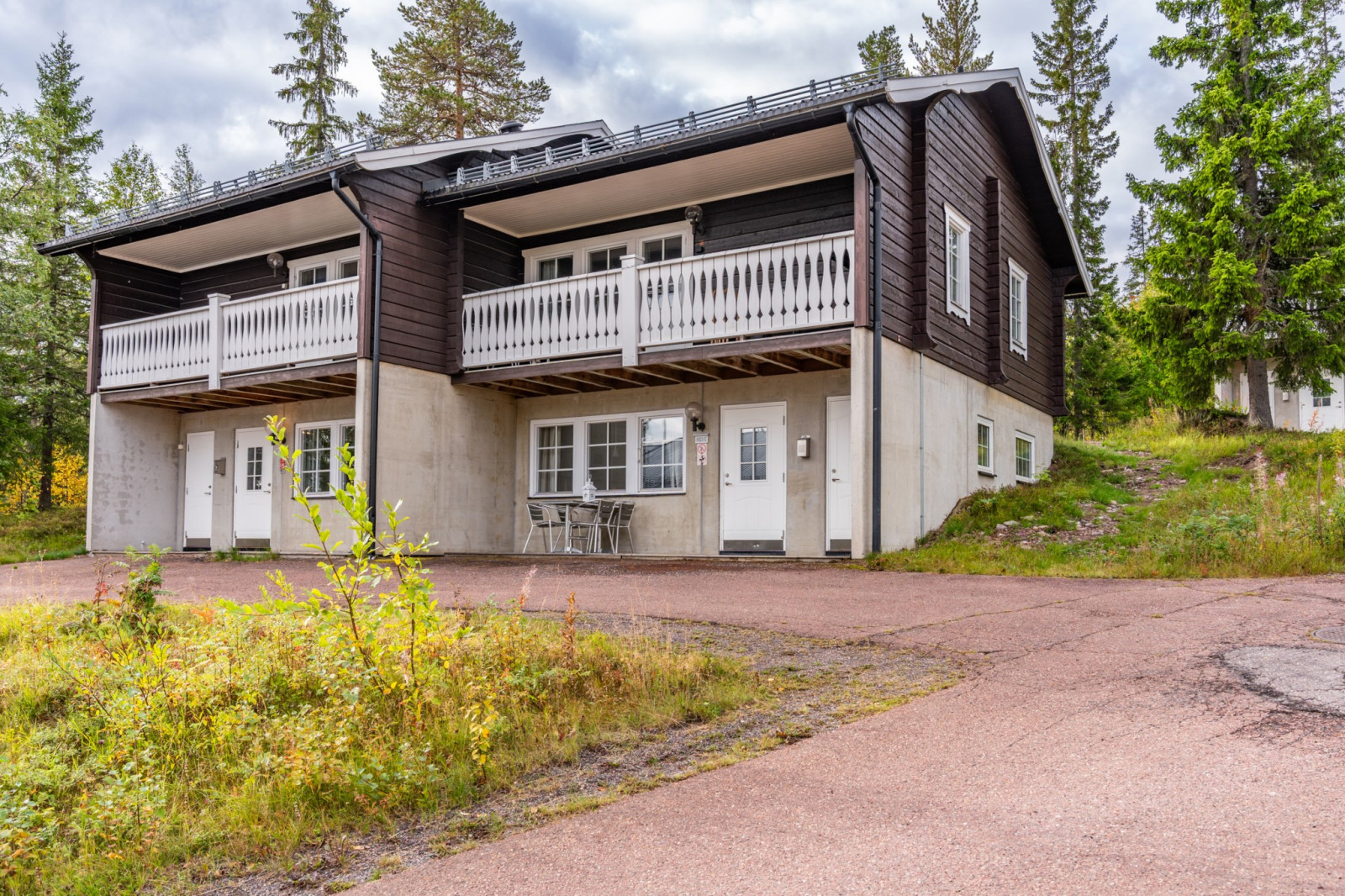  Lindvallen Gula byn 403C