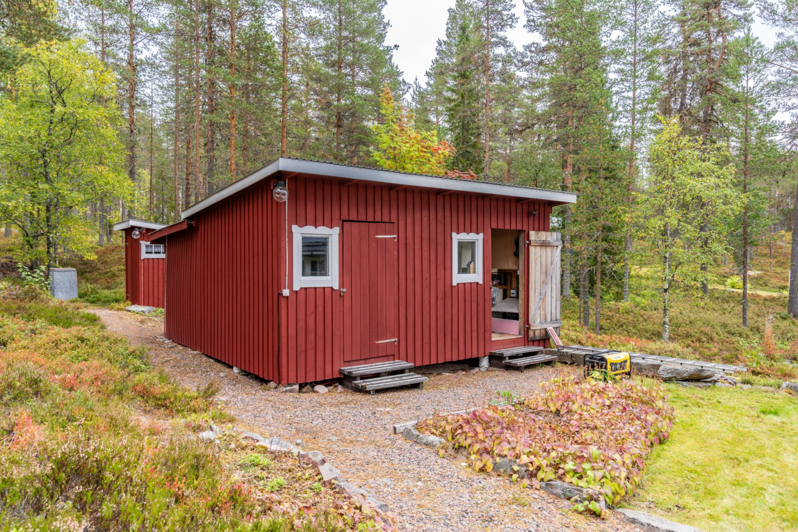  Hållsäterdammen 9