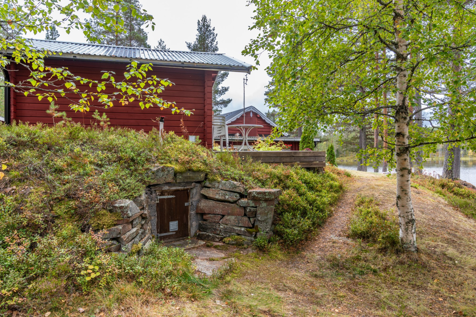  Hållsäterdammen 9